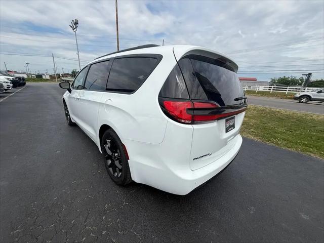 2025 Chrysler Pacifica Limited