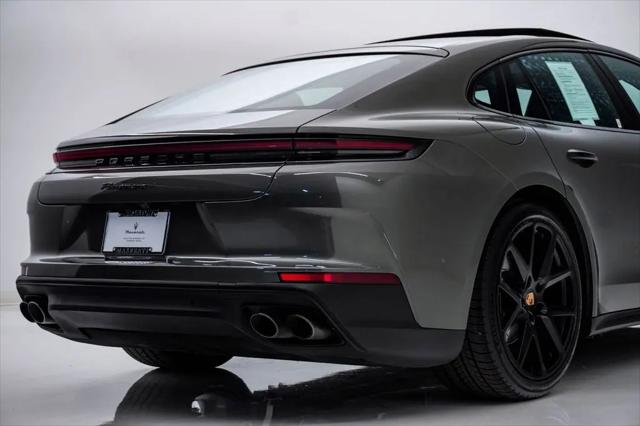 2024 Porsche Panamera 4