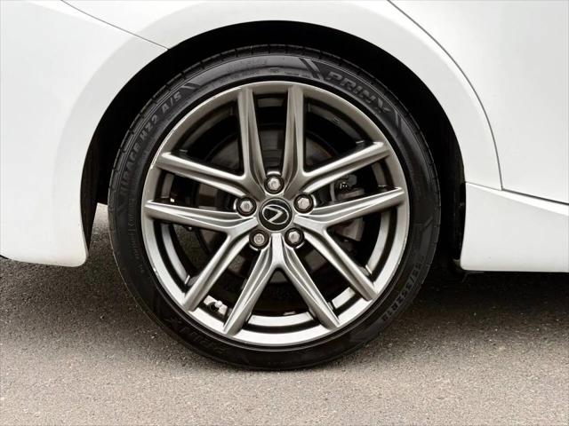 2017 Lexus IS 200t IS Turbo