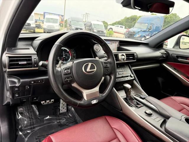 2017 Lexus IS 200t IS Turbo