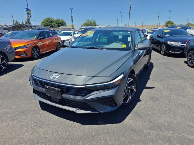 2025 Hyundai Elantra SEL Convenience