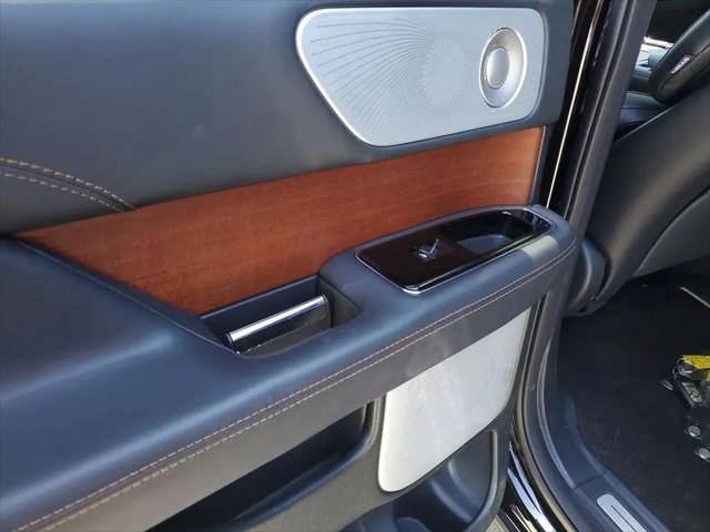 2024 Lincoln Navigator Black Label L
