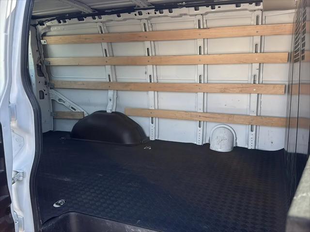 2024 GMC Savana Cargo RWD 2500 Regular Wheelbase Work Van