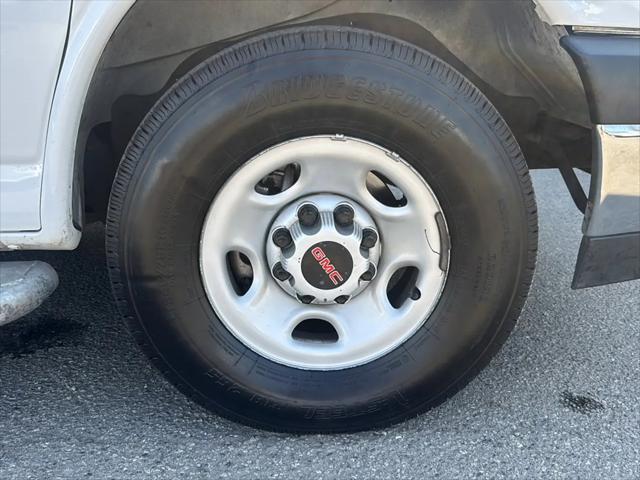 2024 GMC Savana Cargo RWD 2500 Regular Wheelbase Work Van