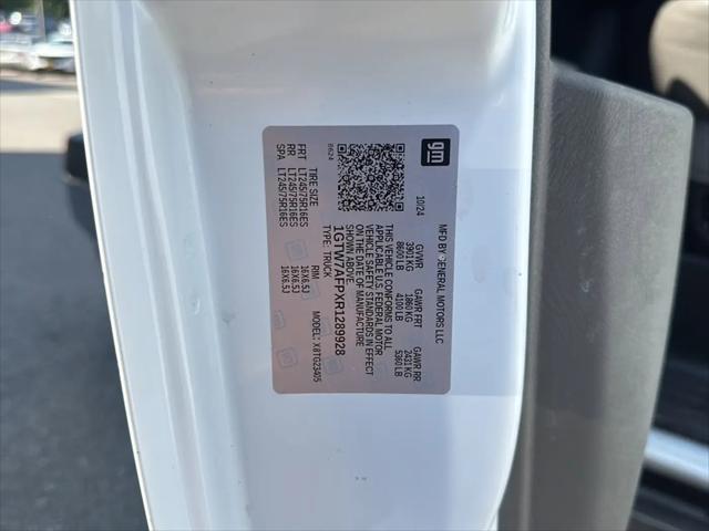 2024 GMC Savana Cargo RWD 2500 Regular Wheelbase Work Van