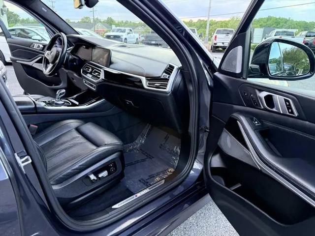 2021 BMW X5 M50i