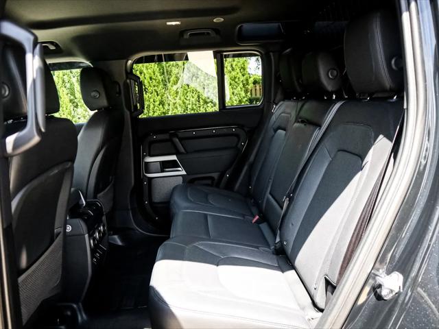 2023 Land Rover Defender 110 S