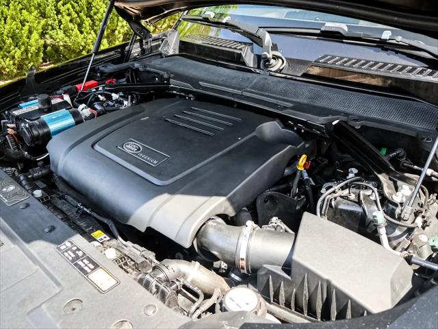 2023 Land Rover Defender 110 S