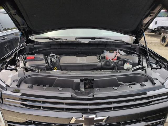 2026 Chevrolet Suburban RST, 4WD