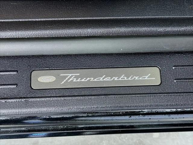 2005 Ford Thunderbird Premium
