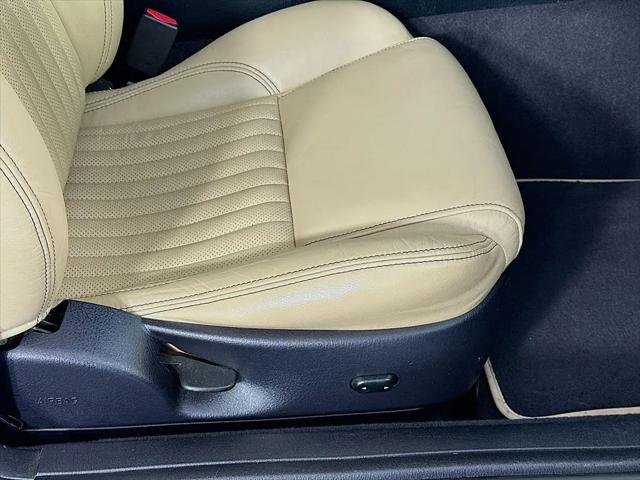 2005 Ford Thunderbird Premium