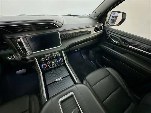 2023 GMC Yukon 4WD Denali