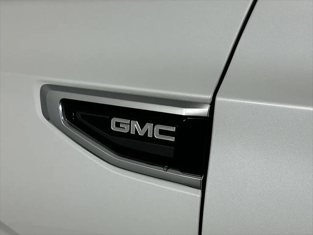 2023 GMC Yukon 4WD Denali
