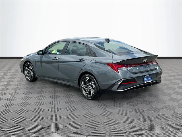 2025 Hyundai Elantra Hybrid SEL Sport