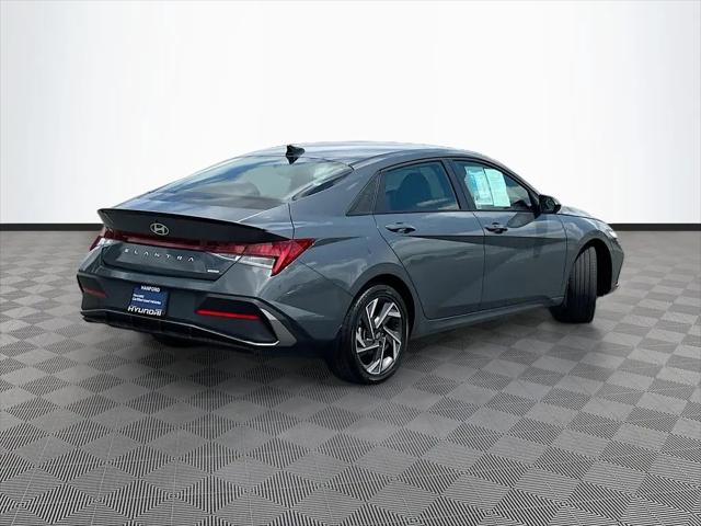 2025 Hyundai Elantra Hybrid SEL Sport