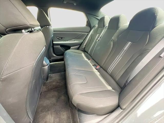 2025 Hyundai Elantra Hybrid SEL Sport