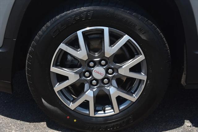 2023 GMC Acadia FWD SLT