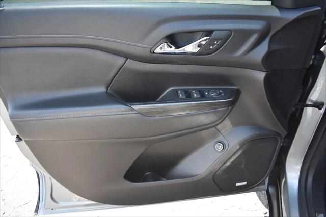 2023 GMC Acadia FWD SLT
