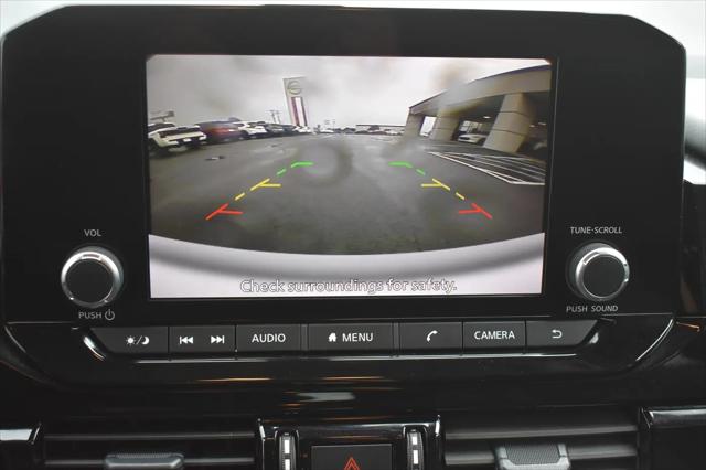 2025 Nissan Pathfinder SV FWD