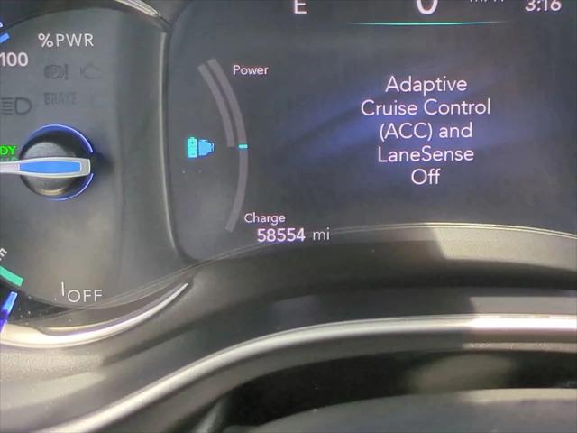 2024 Chrysler Pacifica Hybrid Select