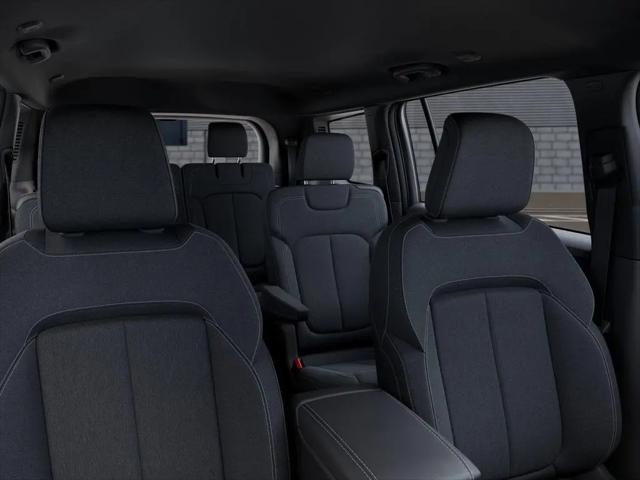 2026 Jeep Grand Cherokee L Altitude 4x2