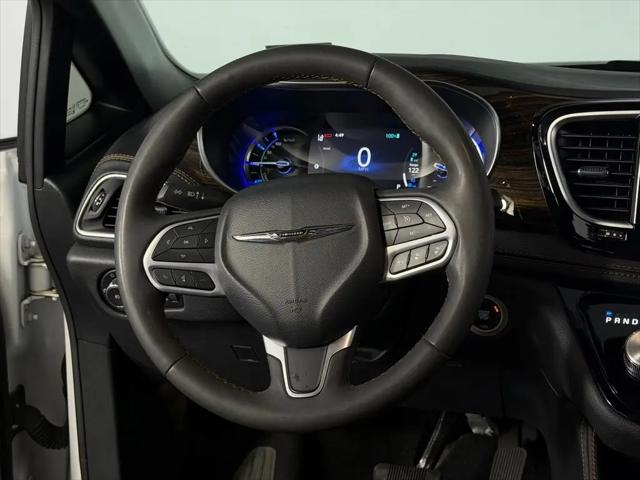 2023 Chrysler Pacifica Hybrid Pinnacle
