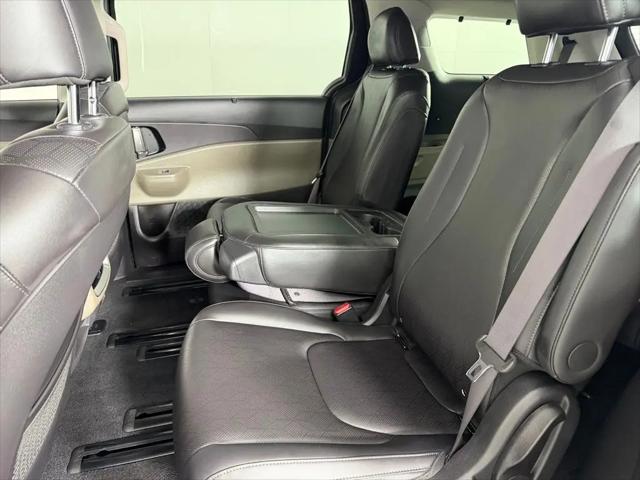 2025 Kia Carnival MPV EX