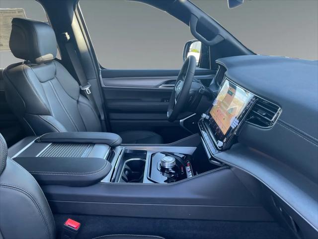 2026 Jeep Grand Wagoneer 4x2