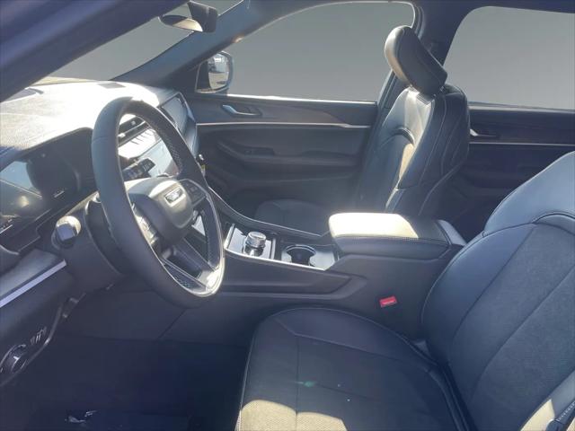 2026 Jeep Grand Cherokee L Altitude 4x4