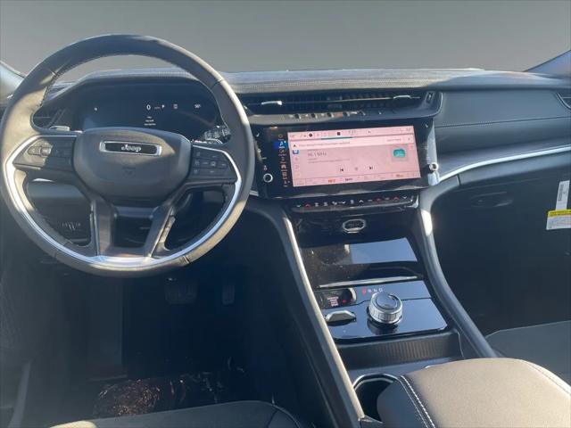 2026 Jeep Grand Cherokee L Altitude 4x4