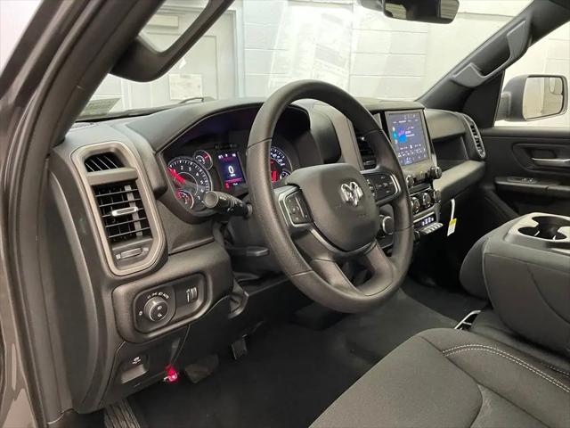 2026 Ram 1500 Express Crew Cab 4x4 5'7" Box