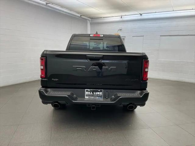 2026 Ram 1500 Express Crew Cab 4x4 5'7" Box