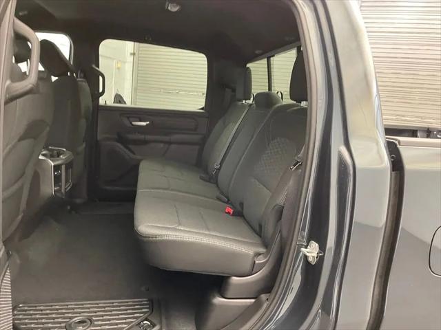2026 Ram 1500 Express Crew Cab 4x4 57 Box