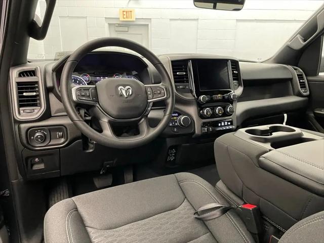 2026 Ram 1500 Express Crew Cab 4x4 57 Box