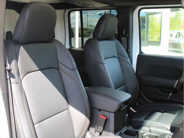 2026 Jeep Wrangler 4-Door Sahara 4x4