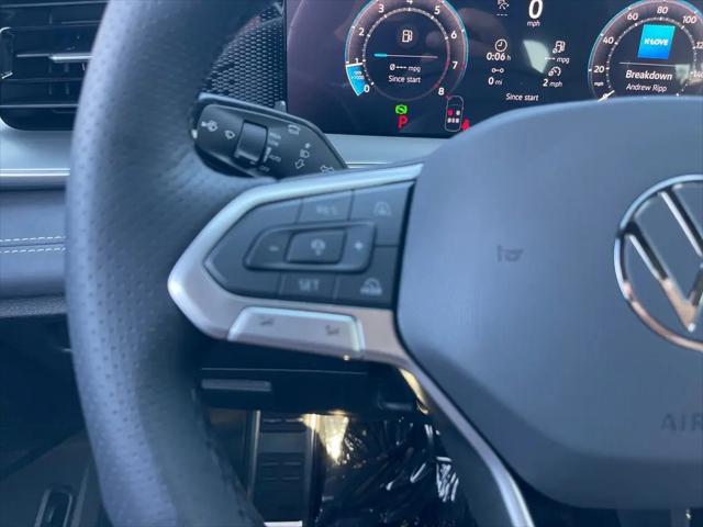 2026 Volkswagen Tiguan SE R-Line Black