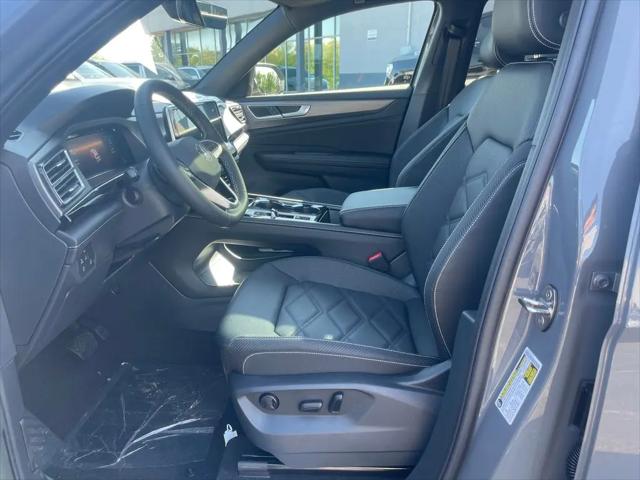 2026 Volkswagen Atlas Cross Sport SE with Technology