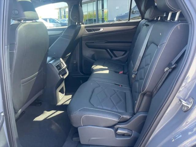 2026 Volkswagen Atlas Cross Sport SE with Technology