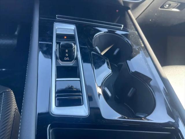 2026 Volkswagen Atlas Cross Sport SE with Technology