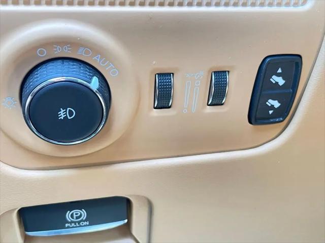 2025 Jeep Grand Wagoneer Series III Obsidian 4x4