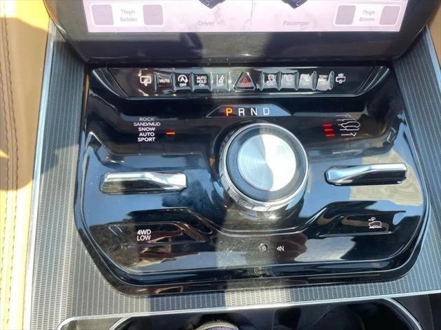 2025 Jeep Grand Wagoneer Series III Obsidian 4x4