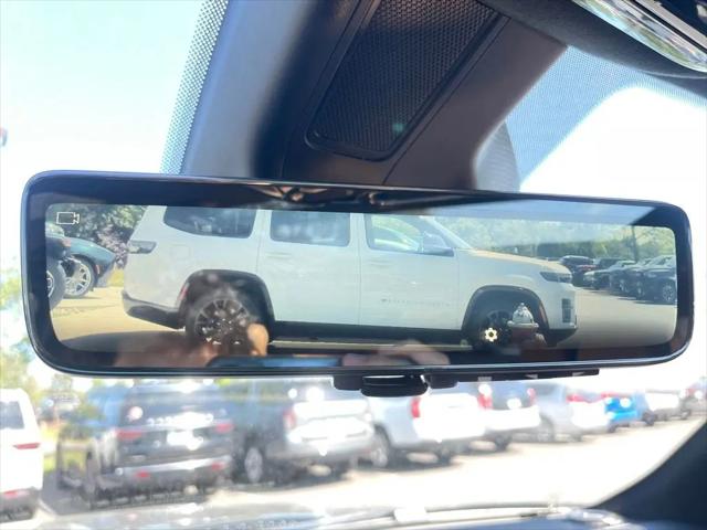 2025 Jeep Grand Wagoneer Series III Obsidian 4x4
