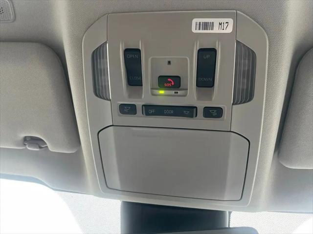 2025 Toyota Highlander Hybrid XLE