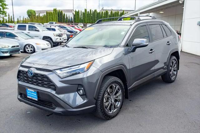 2022 Toyota RAV4 Hybrid XLE Premium