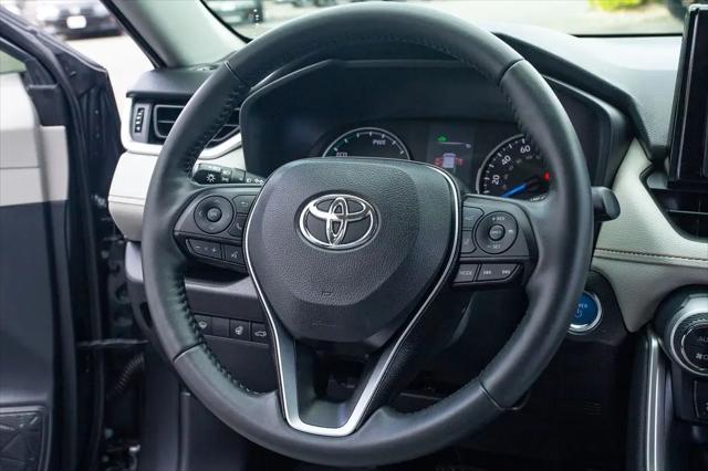 2022 Toyota RAV4 Hybrid XLE Premium