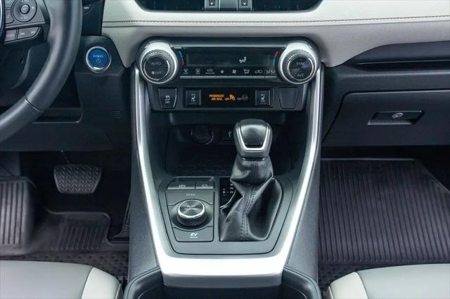 2022 Toyota RAV4 Hybrid XLE Premium