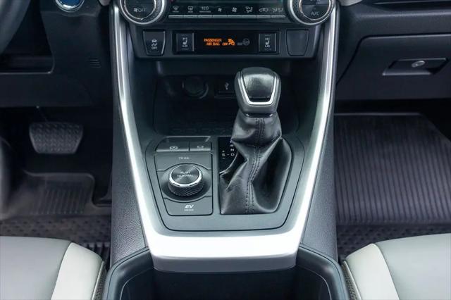 2022 Toyota RAV4 Hybrid XLE Premium