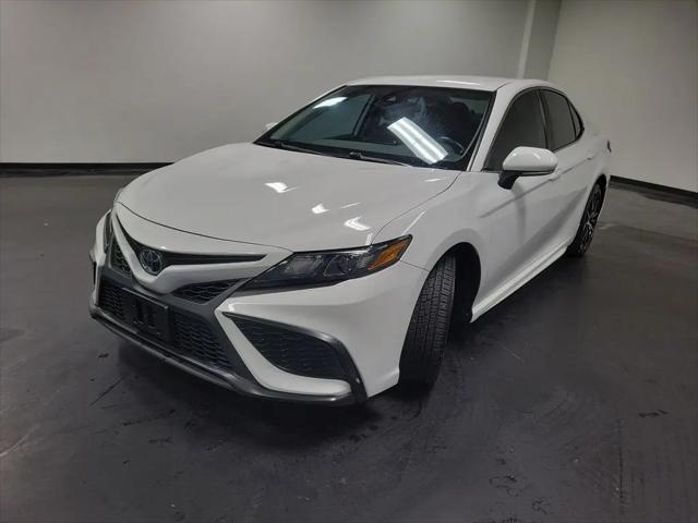 2024 Toyota Camry SE Nightshade