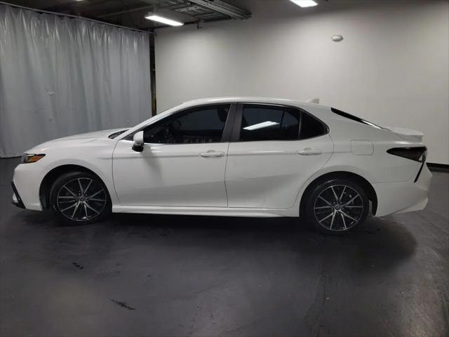 2024 Toyota Camry SE Nightshade