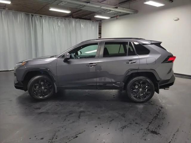 2023 Toyota RAV4 Hybrid SE